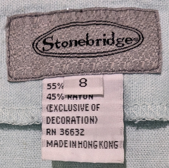 Vintage warm baby blue pencil skirt with purple flower embroidery on hem - Picture 10 of 10